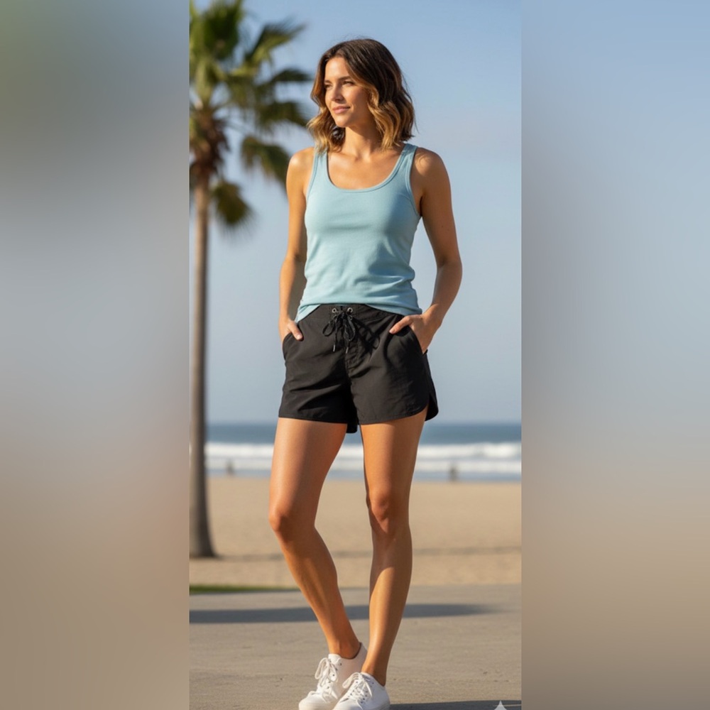 Patagonia Women's Black Shorts size 12